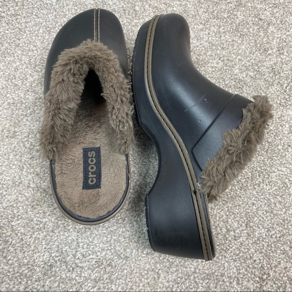 Crocs Cobbler Eva Faux Fur Clog Mules - Picture 5 of 6